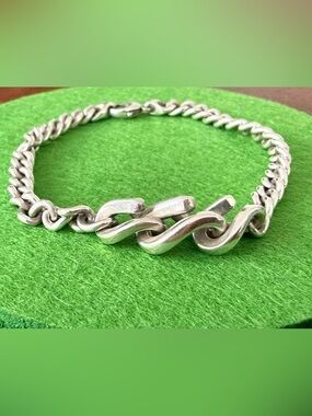 🔥Tiffany & Co. Polished Sterling Silver Twisted Wave Link Bracelet